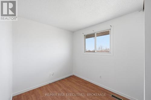 75 Wycliffe Crescent, Kingston (East Of Sir John A. Blvd), ON - Indoor Photo Showing Bathroom