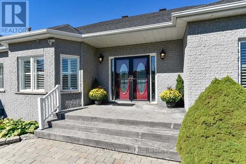 8 Castlewood Court, Caledon, ON - Outdoor