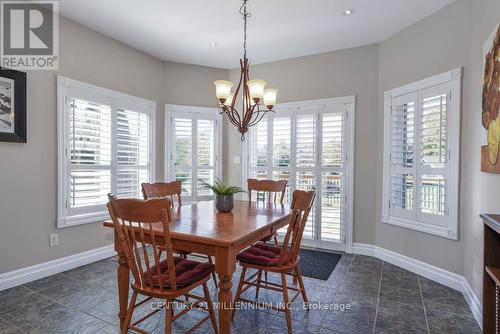 8 Castlewood Court, Caledon, ON - Indoor Photo Showing Dining Room