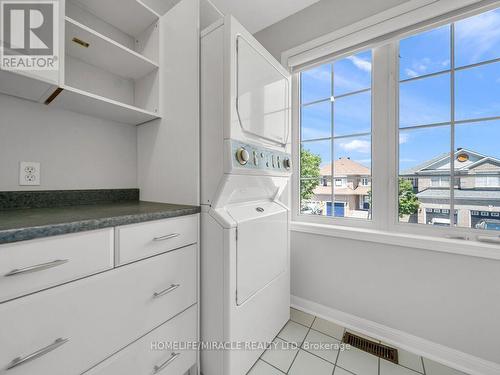 55 Secord Crescent, Brampton, ON - Indoor Photo Showing Laundry Room