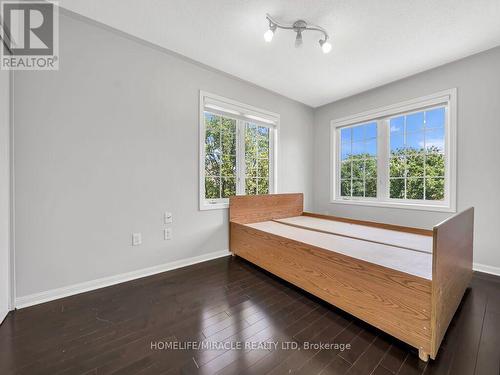55 Secord Crescent, Brampton, ON - Indoor Photo Showing Bedroom