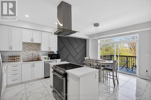 9 Fleming Crescent, Haldimand, ON - Indoor Photo Showing Kitchen