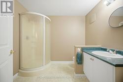Basement 3 pc bathroom - 