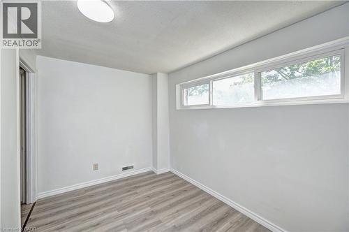 92 Pinemeadow Crescent, Waterloo, ON - Indoor Photo Showing Other Room