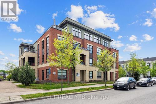 301 - 298 GLENROY GILBERT DRIVE  Ottawa, ON K2J 5W2