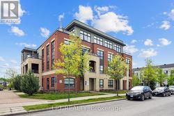 301 - 298 GLENROY GILBERT DRIVE Ottawa, ON K2J 5W2