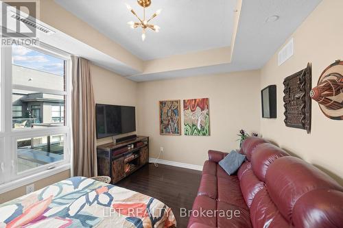301 - 298 Glenroy Gilbert Drive, Ottawa, ON - Indoor Photo Showing Bedroom