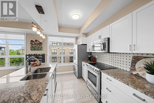 301 - 298 Glenroy Gilbert Drive, Ottawa, ON - Indoor Photo Showing Kitchen With Double Sink With Upgraded Kitchen