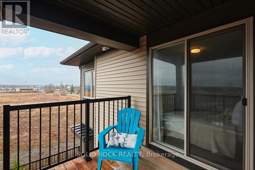 Covered balcony off primary bedroom - 512 Pilot Private, Ottawa, ON - Outdoor With Balcony With Exterior