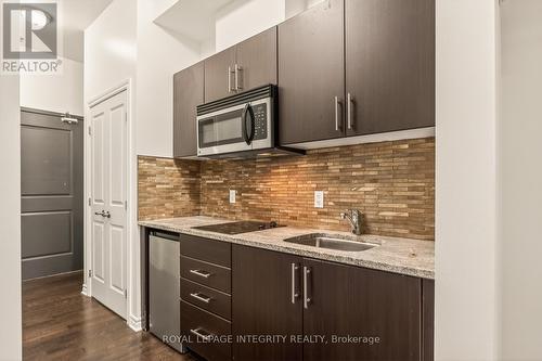 506 - 429 Kent Street, Ottawa, ON - Indoor Photo Showing Kitchen With Upgraded Kitchen
