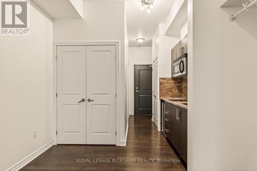 506 - 429 Kent Street, Ottawa, ON - Indoor