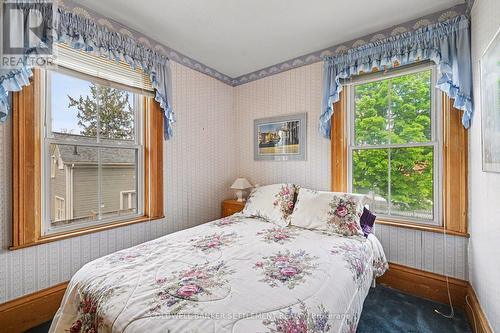 56 Drummond Street E, Perth, ON - Indoor Photo Showing Bedroom