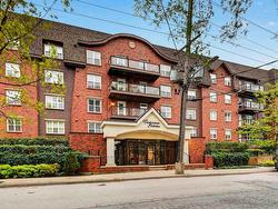 301 115 Ochterloney Street  Dartmouth, NS B2Y 4W8