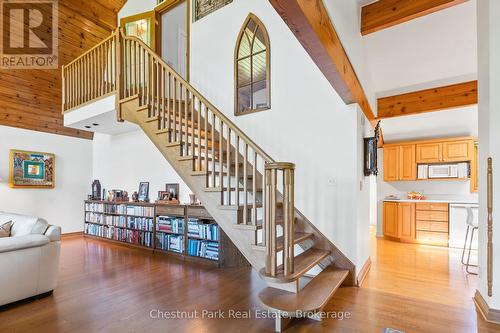STAIRS TO PRIMARY SUITE - 600380 Sideroad 50 N, Chatsworth, ON - Indoor