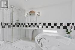 JETTED SOAKER TUB - 