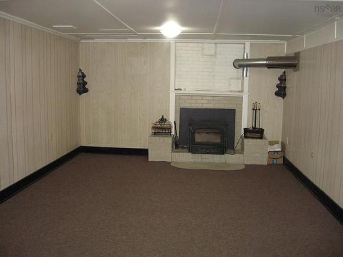 85 School Street, Liverpool, NS 