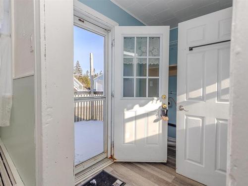 52 Pepperell Street, Louisbourg, NS 