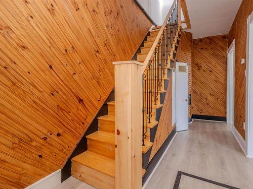 52 Pepperell Street, Louisbourg, NS 
