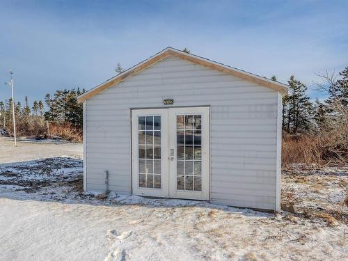 52 Pepperell Street, Louisbourg, NS 