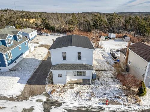 52 Pepperell Street, Louisbourg, NS 