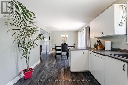 74 Columbia Avenue, South Stormont, ON - Indoor Photo Showing Kitchen