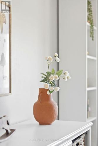 Th4 - 6 Kalmar Avenue, Toronto, ON - Indoor
