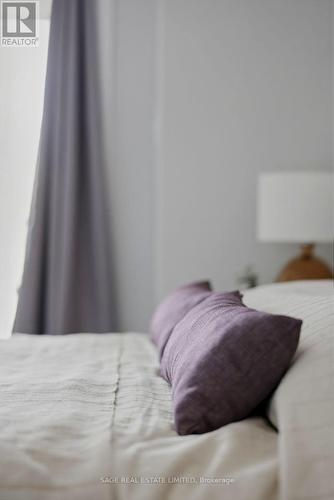 Th4 - 6 Kalmar Avenue, Toronto, ON - Indoor Photo Showing Bedroom