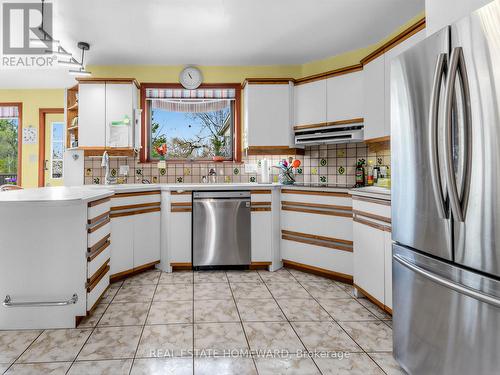 38 Centennial Road, Toronto, ON - Indoor Photo Showing Kitchen