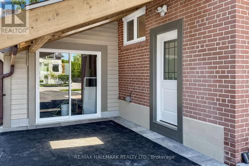 11 Johnson Road, Aurora, ON - Outdoor With Exterior