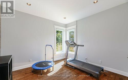 16070 Keele Street, King, ON - Indoor Photo Showing Gym Room