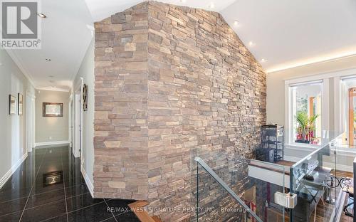 16070 Keele Street, King, ON - Indoor Photo Showing Other Room