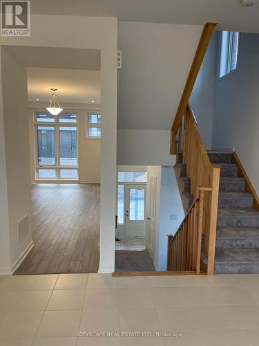 801 Heathrow Path, Oshawa, ON - Indoor Photo Showing Other Room