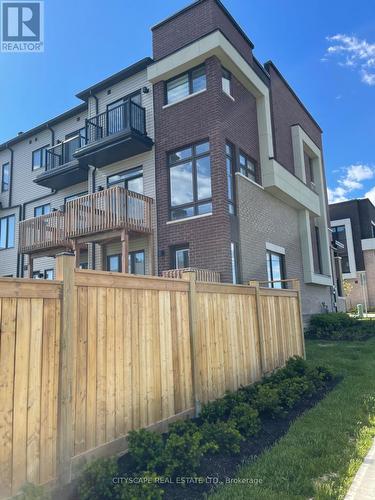 801 Heathrow Path, Oshawa, ON - Outdoor With Balcony