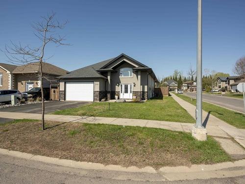 218 Sunflower Street, Thunder Bay, ON 