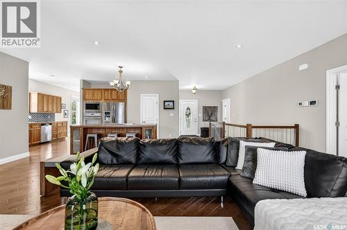 66 Everton Crescent, Moose Jaw, SK - Indoor Photo Showing Living Room
