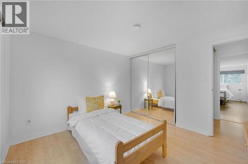 6366 Miller'S Grove, Mississauga, ON - Indoor Photo Showing Bedroom