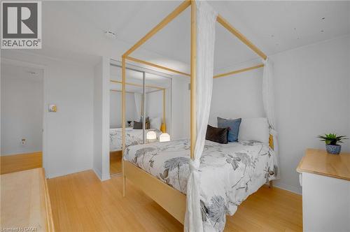 6366 Miller'S Grove, Mississauga, ON - Indoor Photo Showing Bedroom