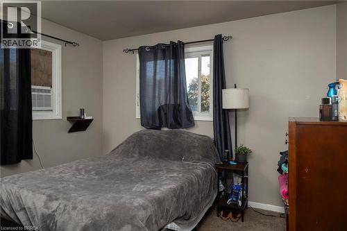 206 King Street, Burford, ON - Indoor Photo Showing Bedroom