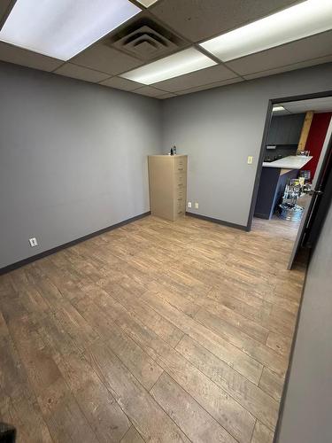 9627  41 Ave Nw, Edmonton, AB 