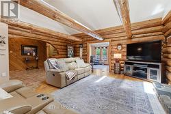 Lots of natural light. - 