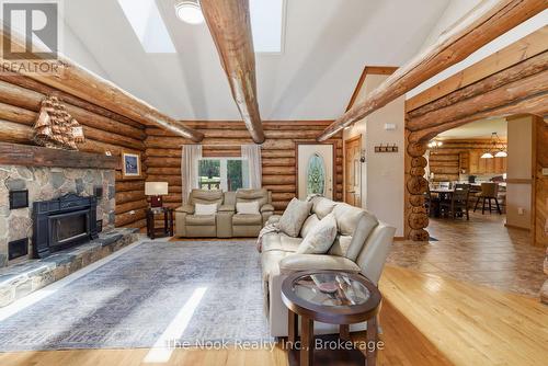 2 Skylights with retractable blinds. - 1205 Zion Road, Kawartha Lakes (Mariposa), ON - Indoor Photo Showing Living Room