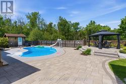 Gorgous backyard. - 