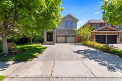 2480 Upper Valley Crescent Oakville, ON L6H 7P2