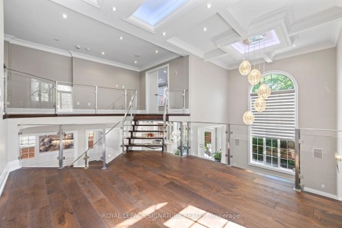 2480 Upper Valley Crescent, Oakville, ON - Indoor Photo Showing Other Room