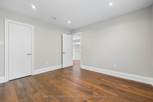 2480 Upper Valley Crescent, Oakville, ON - Indoor Photo Showing Other Room