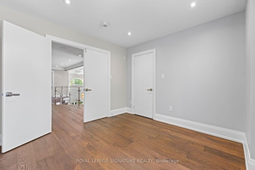 2480 Upper Valley Crescent, Oakville, ON - Indoor Photo Showing Other Room