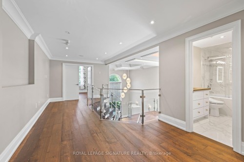 2480 Upper Valley Crescent, Oakville, ON - Indoor Photo Showing Other Room