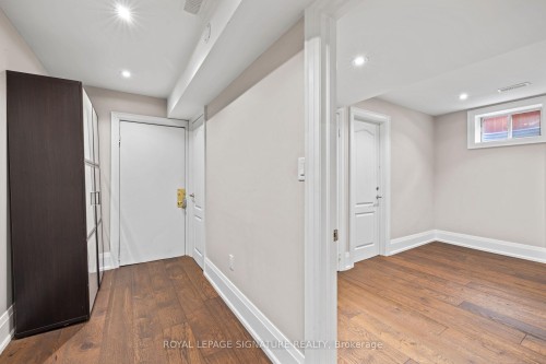 2480 Upper Valley Crescent, Oakville, ON - Indoor Photo Showing Other Room