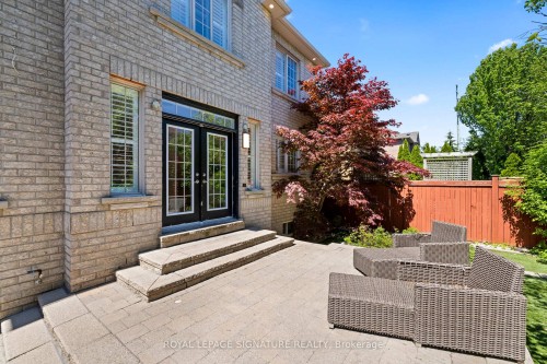2480 Upper Valley Crescent, Oakville, ON - Outdoor With Exterior
