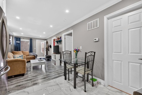 219 Hess Street S, Hamilton, ON - Indoor